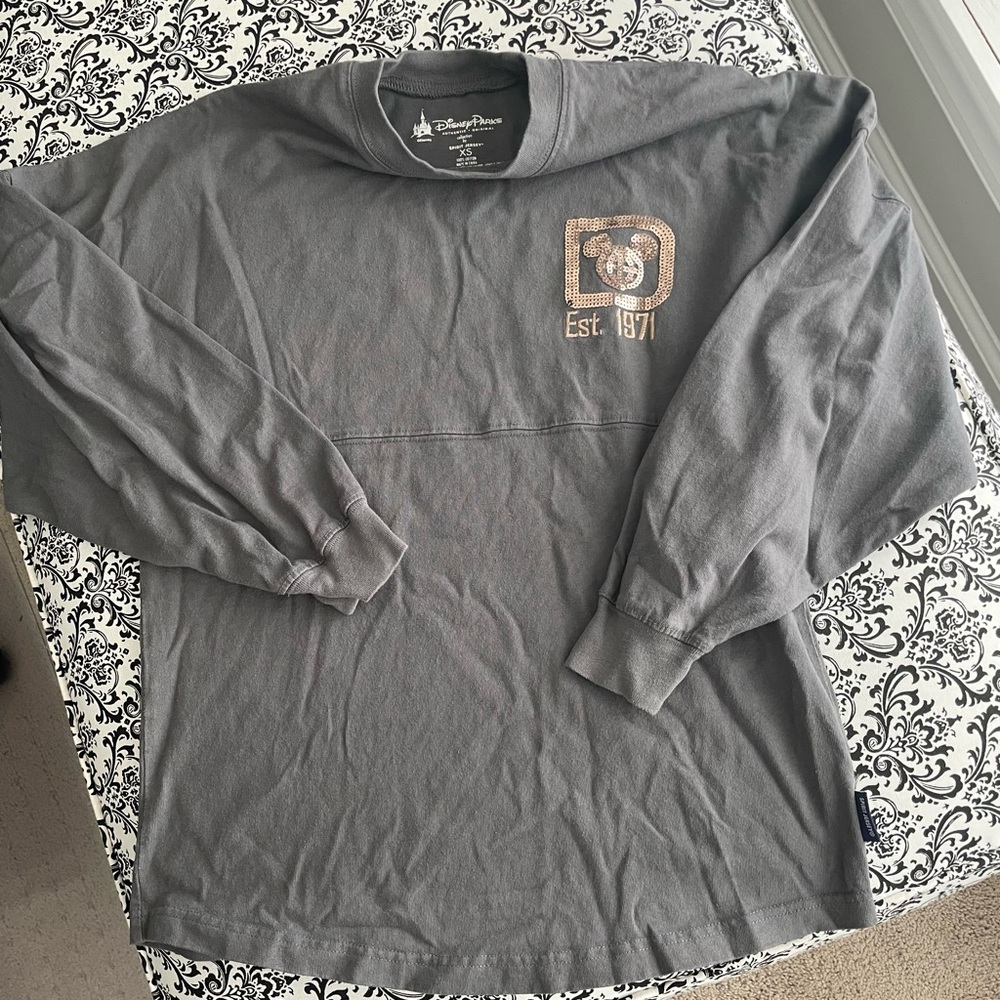 EUC Brier Rose WDW Spirit Jersey 👑